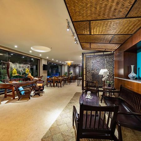 Beach House An Thuong Hotel Da Nang Exterior photo