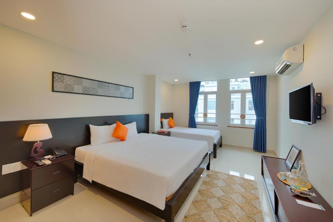 Beach House An Thuong Hotel Da Nang Exterior photo