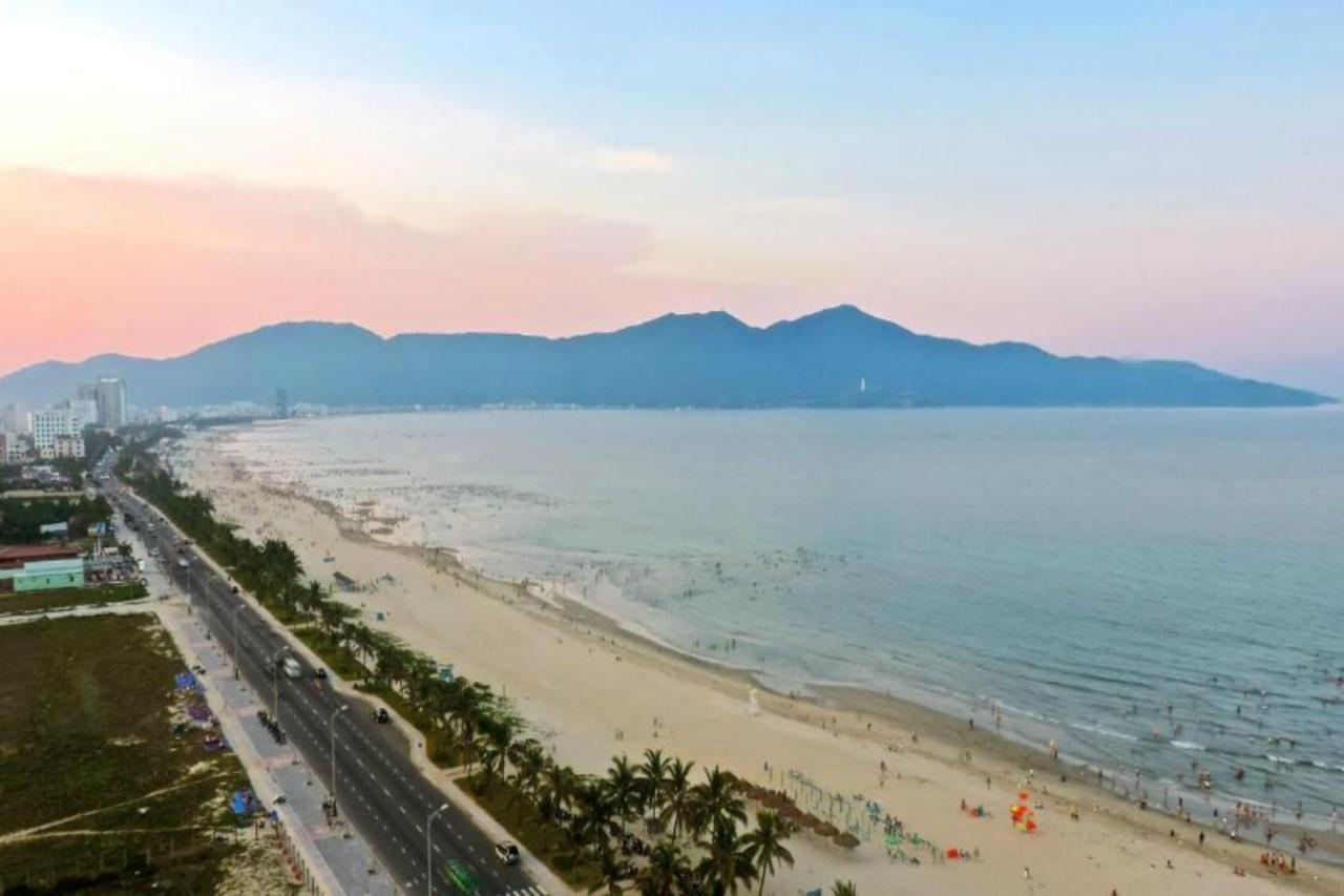 Beach House An Thuong Hotel Da Nang Exterior photo