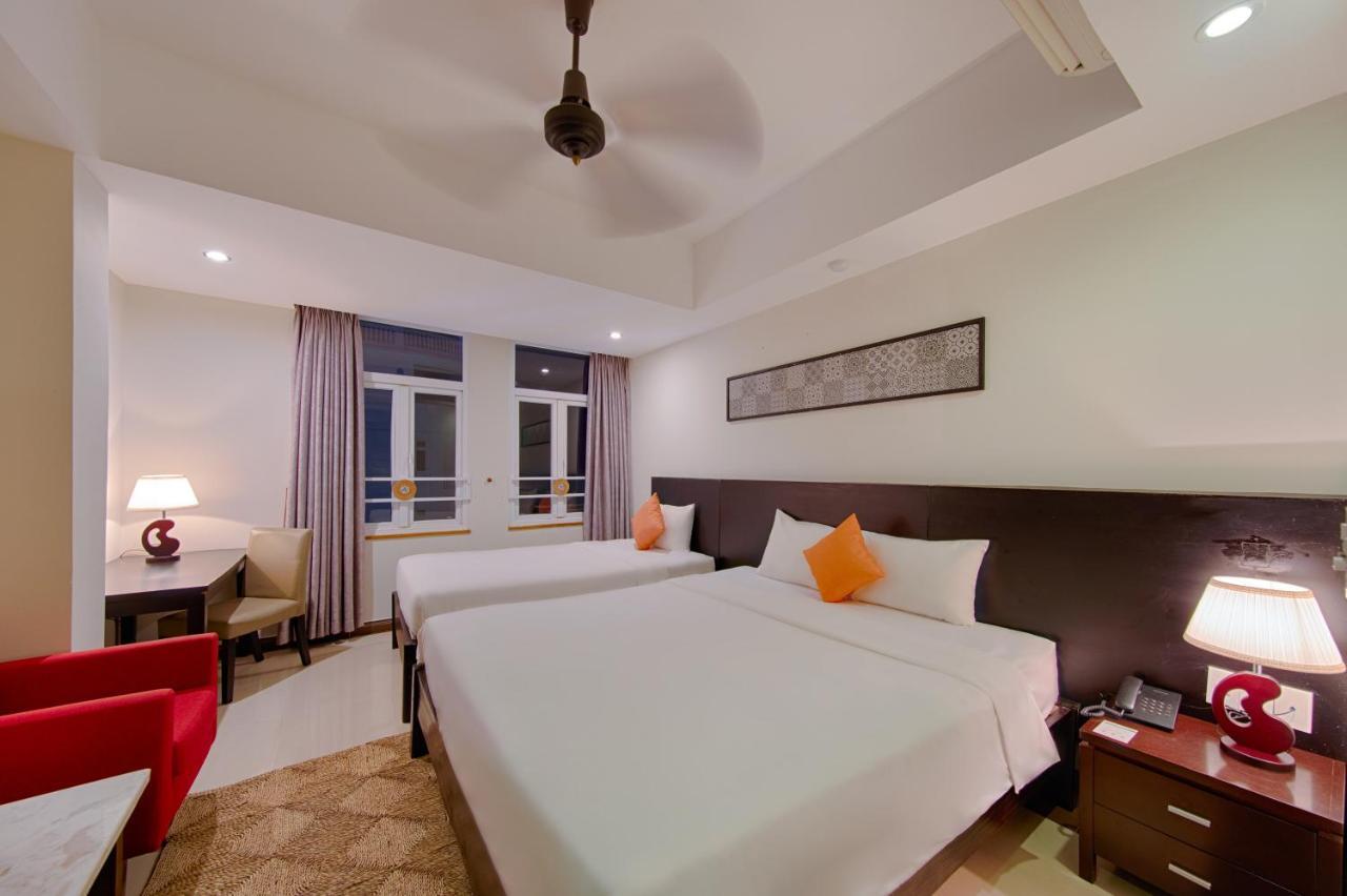 Beach House An Thuong Hotel Da Nang Exterior photo